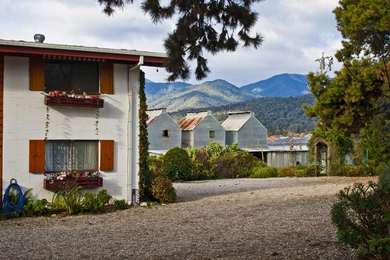 Alpenhorn Holiday Units Маунт-Бьюти Экстерьер фото